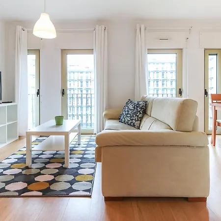 Portucale ! Charming Loft With Garage Апартаменты *