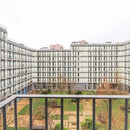 Portucale ! Charming Loft With Garage Лиссабон