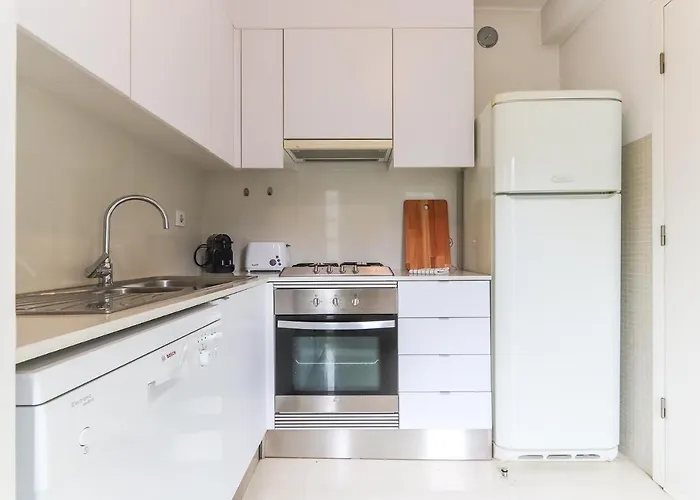 Portucale ! Charming Loft With Garage Appartamento *